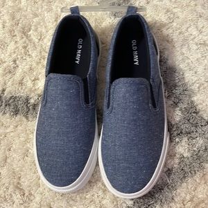 Kids’ Boys’ Old Navy Blue Chambray Canvas Slip On Shoes Size 2